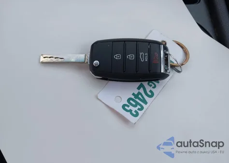 2017 Kia Optima Lx from USA, damaged, VIN 5XXGT4L32HG136496